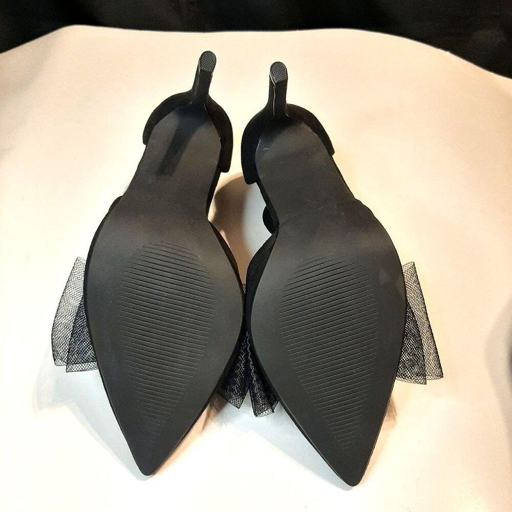 Chic Black Heels with Bow Detail - Picture 5 of 7